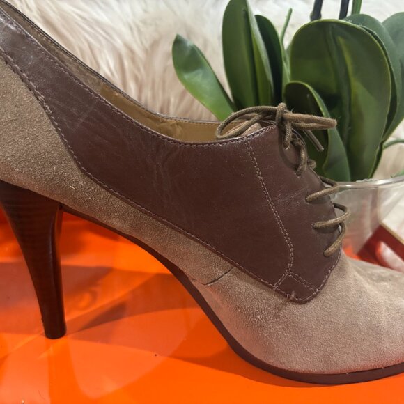 Mocha Suede & Brown Leather Lace-Up Oxfords – Size [size 11] - Picture 2 of 4